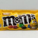 M&M's Peanut Chocolate Candies 49.3g.