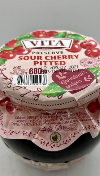 Vita Sour Cherry Pitted Preserve 680g