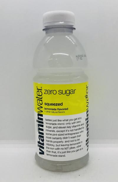 Vitaminwater Squeezed lemonade flavored 591mL.