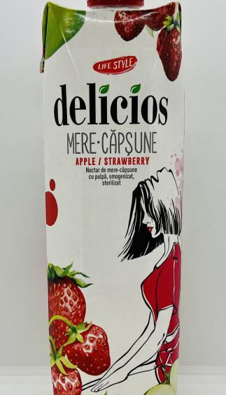 Delicios Apple & Strawberry Juice 1L.