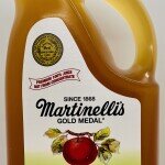 Martinellis Organic Apple Juice 1.9L.