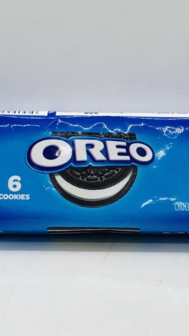 Oreo Chocolate Sandwich Cookies 68g.